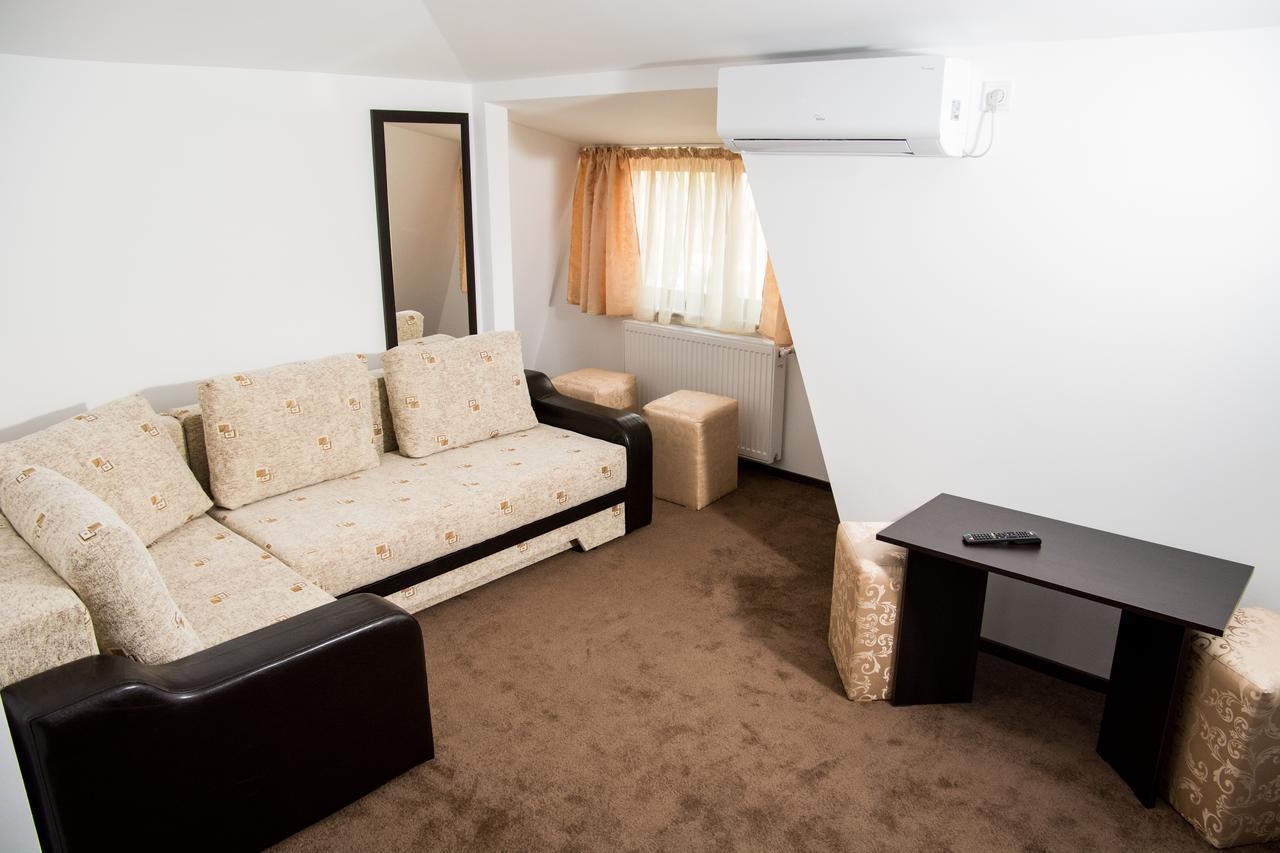 Karisma Hostal